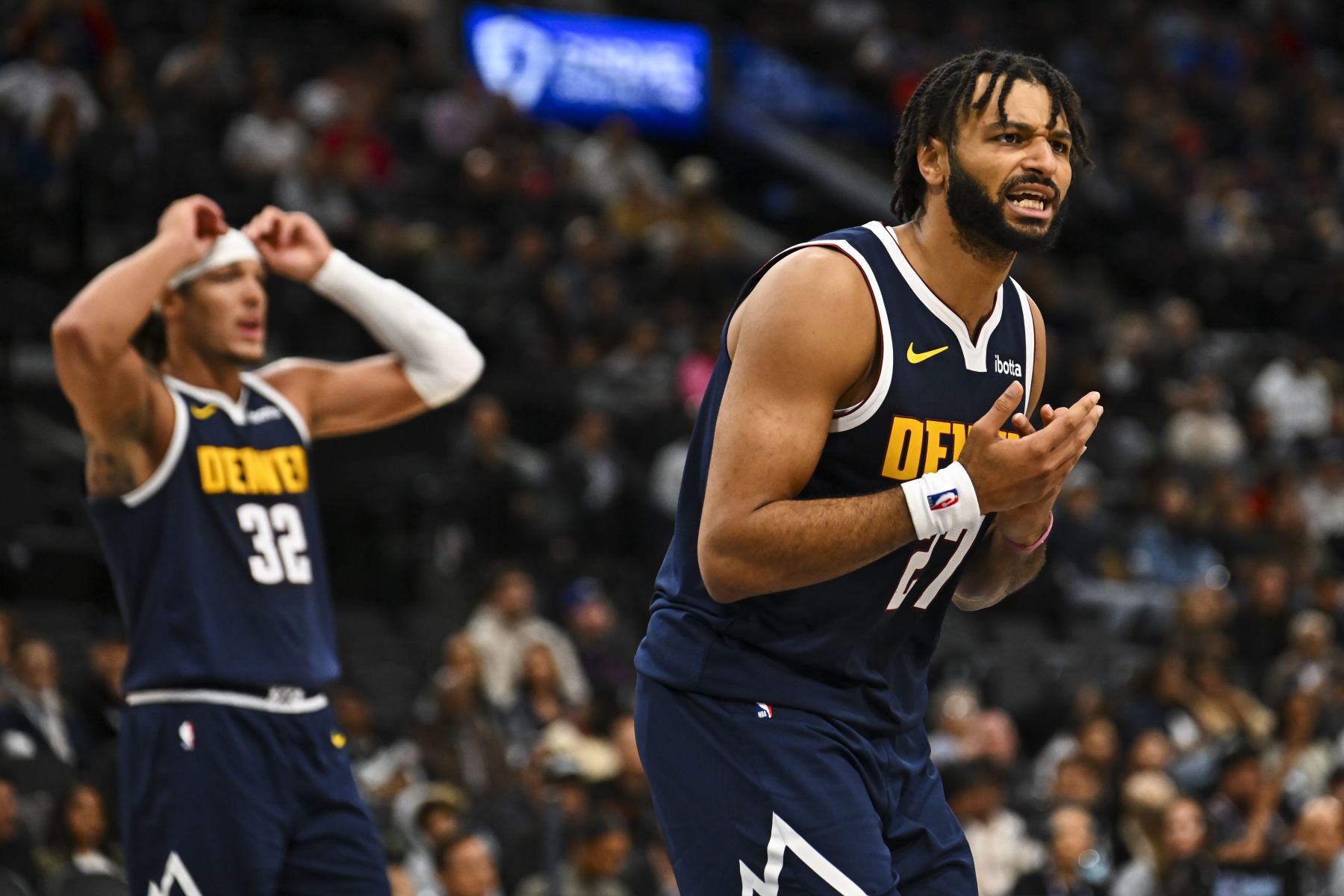 กอร์ดอนและเมอร์เรย์ทำประตูเป็นสองเท่าในเวลาเดียวกันในช่วงพักครึ่ง และทั้งสองก็ก้าวขึ้นนำทีมนักเก็ตในเกม