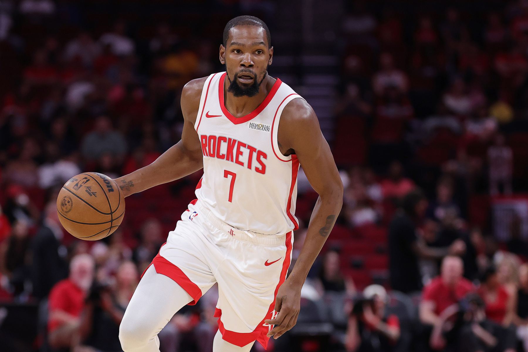 KD: ความสัมพันธ์ส่วนตัวระหว่างเพื่อนร่วมทีมเป็นสิ่งสำคัญ แต่เคมีที่แท้จริงนั้นถูกสร้างขึ้นบนสนาม