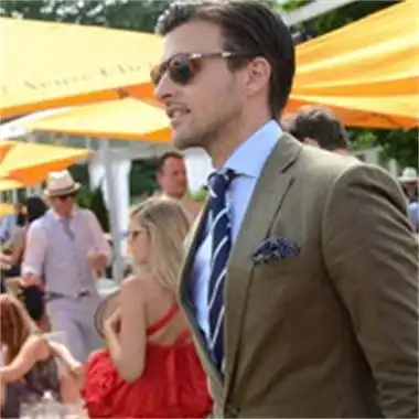 6686体育钻石作者Dorian