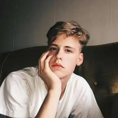 6686体育官方作者伴风望海