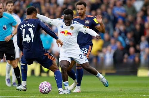 ลีดส์ ยูไนเต็ด vs นิวคาสเซิ่ล ยูไนเต็ด